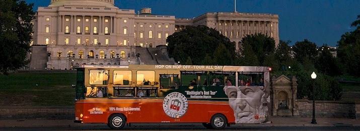 Free coupons for Washington DC Monuments by Night Trolley Tour! Save with Free Discount Travel Coupons from DestinationCoupons.com!
