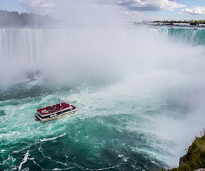 Niagara Falls USA Tour with Maid of the Mist Boat Ride. Save 10%