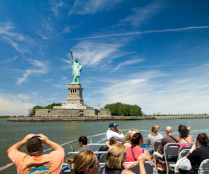USA Guided Tours Luxury Bus
