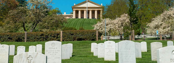 Free coupons for Washington DC Arlington National Cemetery Tour! Save with Free Discount Travel Coupons from DestinationCoupons.com!